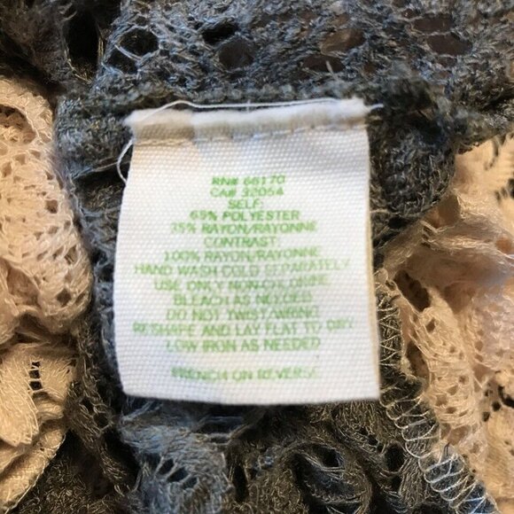 STARING AT STARS Urban Outfitters Crochet Top Size XS Cream Sage Green Striped - Picture 6 of 6